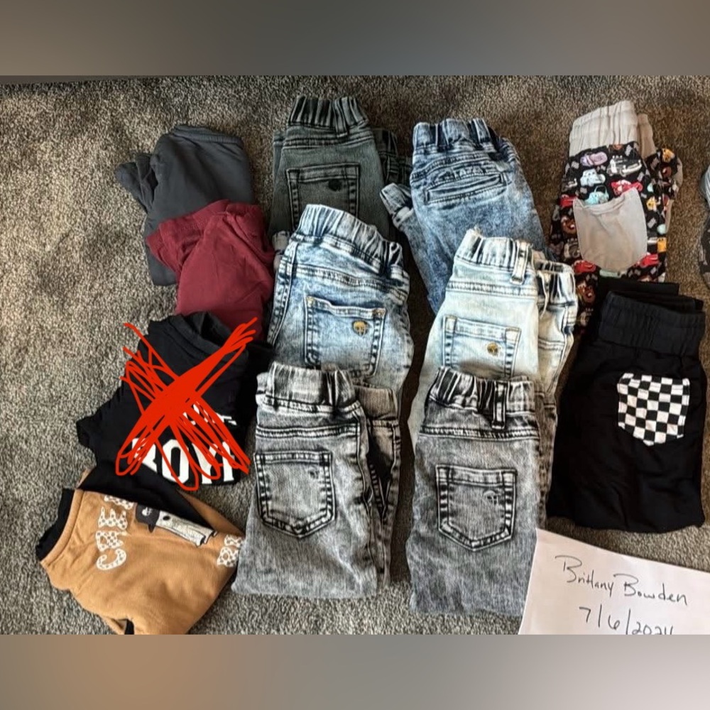 BUNDLE George Hats 2/3 Clothes